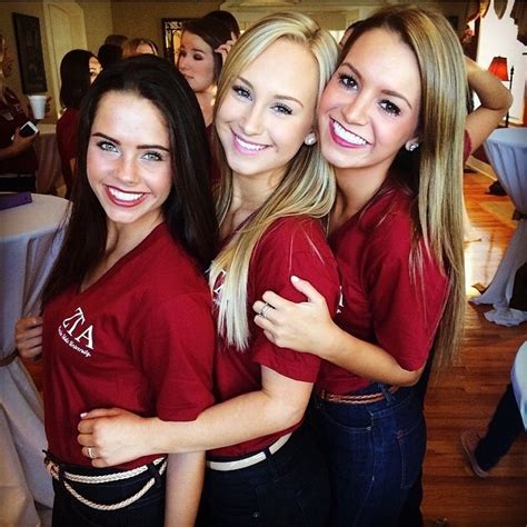 beautiful college girls Search